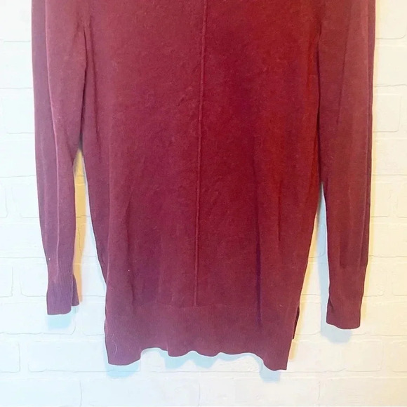 Old Navy red maroon v neck sweater size small - Picture 8 of 9